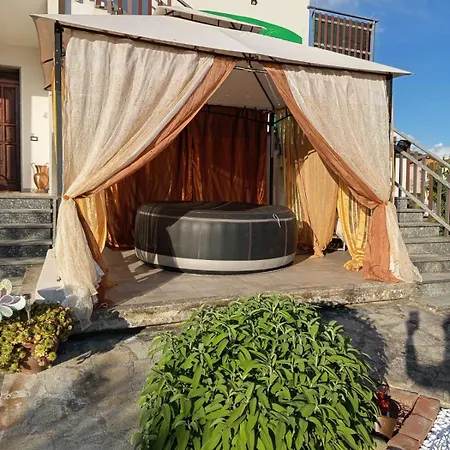 La Sosta In Lunigiana Guest house *